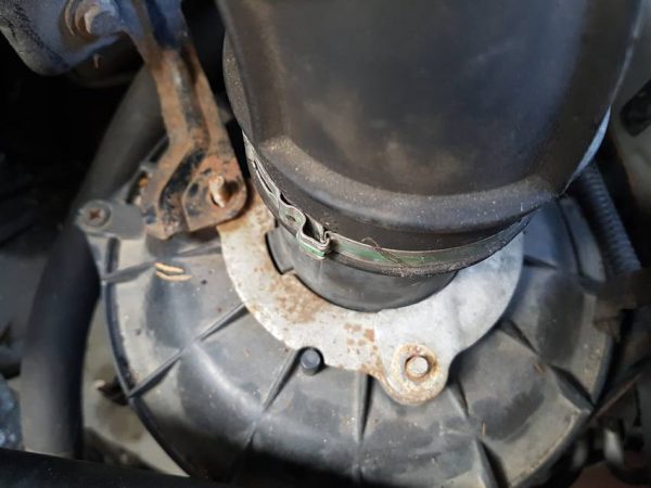 Alfa Romeo Twinspark Air Filter Housing/AFM Clamps - Image 2