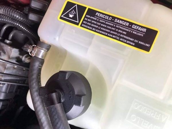 Engine Bay Sticker -  'danger hot pressurised coolant' - Image 3