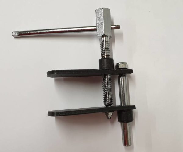 Alfa Romeo GTV/Spider (916) Front Brake Caliper Piston Spreader