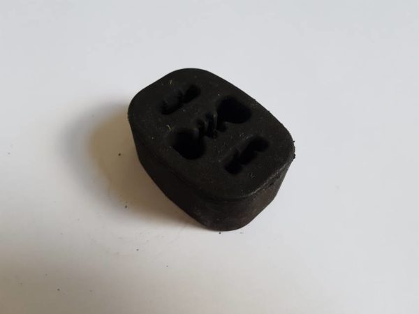 Alfa Romeo GTV/Spider (916) Exhaust Rubber Mount - O/S Middle