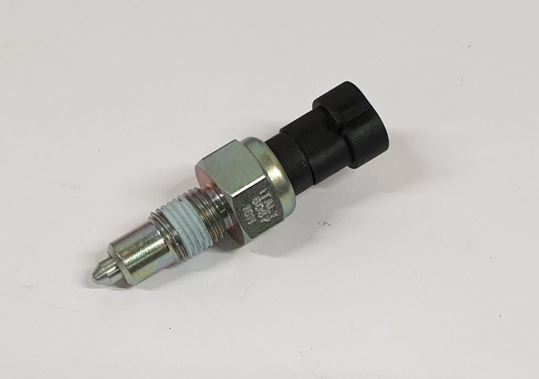 Alfa romeo GTV/Spider Twinspark/JTS Reverse Light Switch Totally Alfa