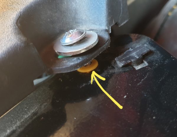 Alfa Romeo GTV/Spider Headlight Cover Fixing's Expanding Nut - Image 2