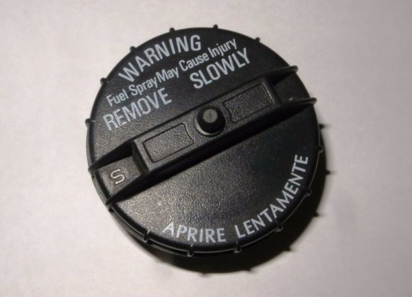 Alfa Romeo GTV/Spider Fuel Cap - Early Type