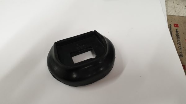Alfa Romeo GTV/Spider Luggage/Boot Rack Rubber Foot