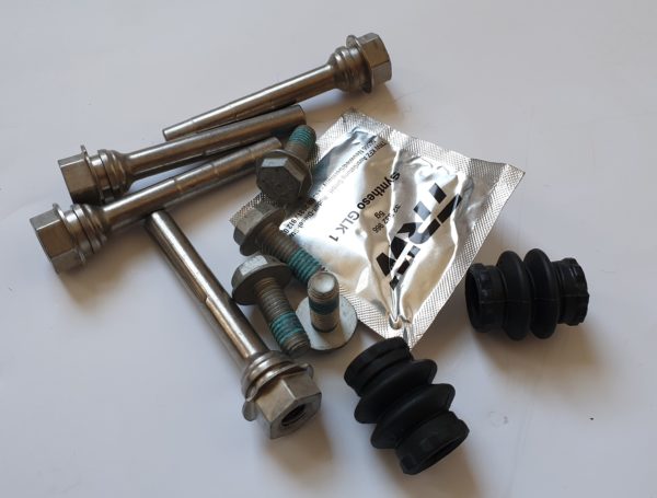 Alfa Romeo GTV/Spider Rear Brake Caliper Service Kit