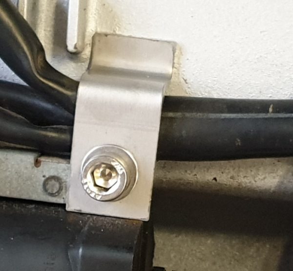 Alfa Romeo GTV/Spider V6 Cylinder Head Loom Clips - Image 2