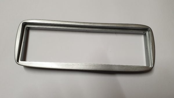 Alfa Romeo GTV/Spider Radio Surround 95-03 - Silver