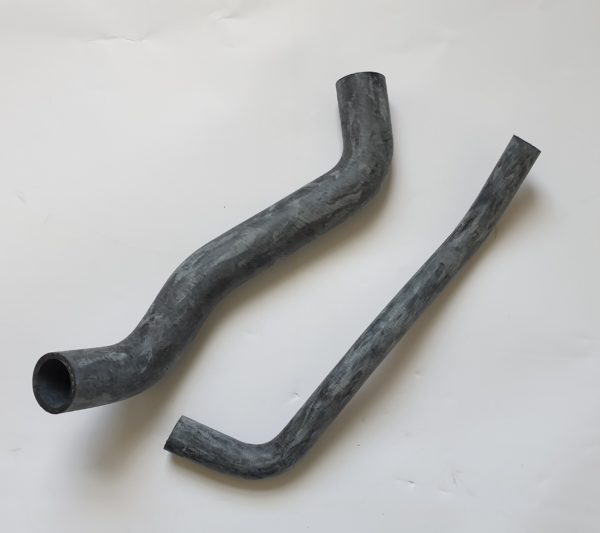 Alfa Romeo GTV / Spider Twinspark Lower Radiator Hose - Early