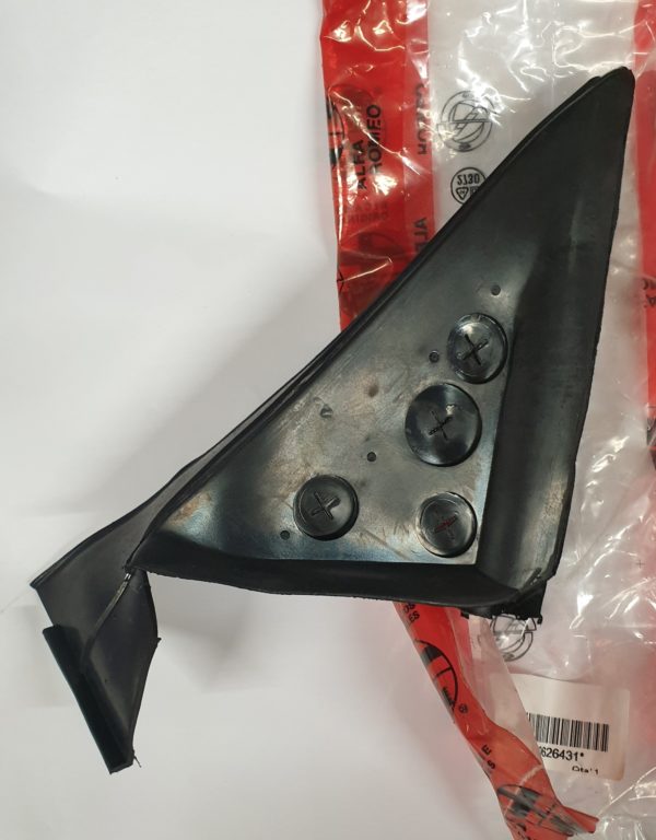 Alfa Romeo GTV/Spider (916) Left Hand Triangular Door Rubber Seal
