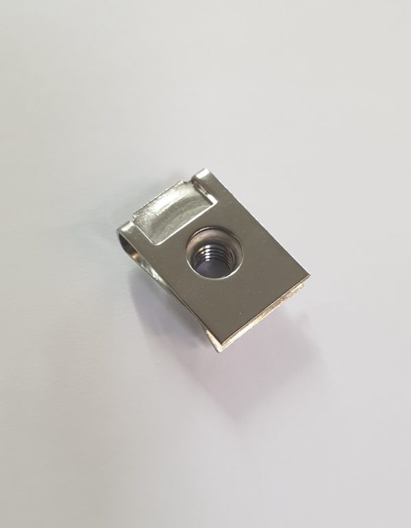 Alfa Romeo GTV/Spider (916) Upper Radiator Mounting Clip