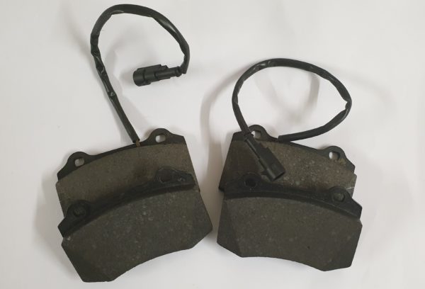 Alfa Romeo GTV/Spider Front Brake Pads - 305mm - Aftermarket