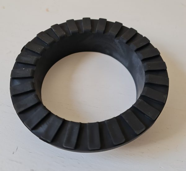 Alfa Romeo GTV/Spider (916) Rear Suspension Spring Upper Rubber