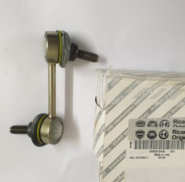 Alfa Romeo GTV/Spider Rear Suspension Drop Link - RH - Genuine