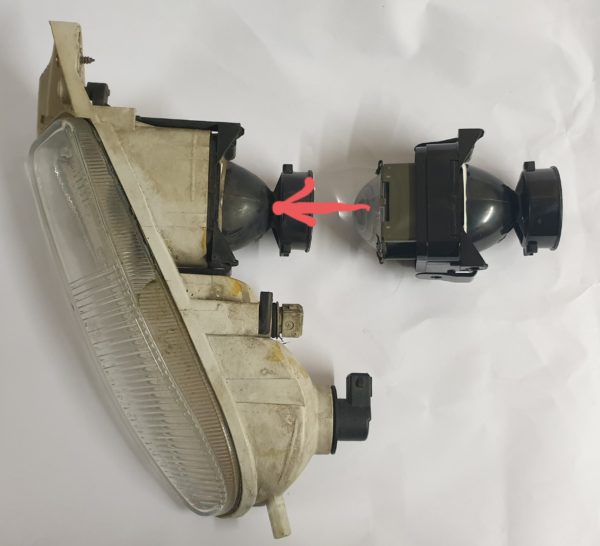 Alfa Romeo GTV/Spider (916) Fog Light Insert - Image 3