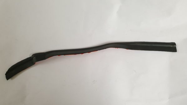 Alfa Romeo GTV/Spider Door - Front Seal - LH