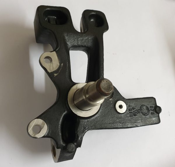 Alfa Romeo GTV/Spider Rear Stub Axle - LH