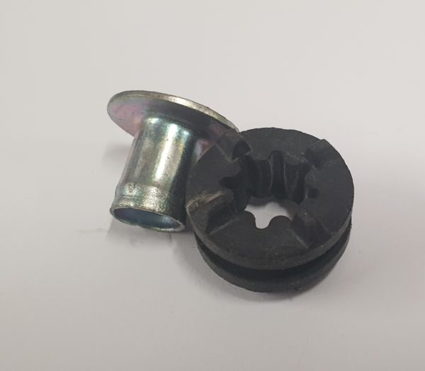 Alfa Romeo GTV/Spider (916) Air Filter Box Support Rubber Bush