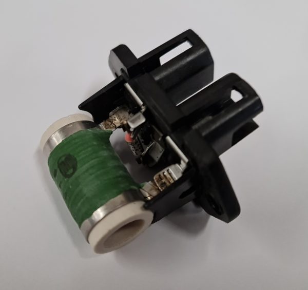 Alfa Romeo GTV/Spider Radiator Fan Resistor - 2 Pin