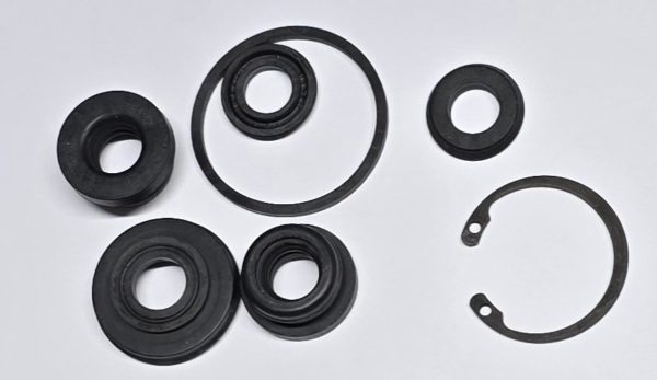 Alfa Romeo GTV/Spider Brake Master Cylinder Seal Set