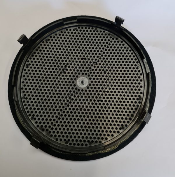 Alfa Romeo Spider Rear Speaker Grille - Image 2