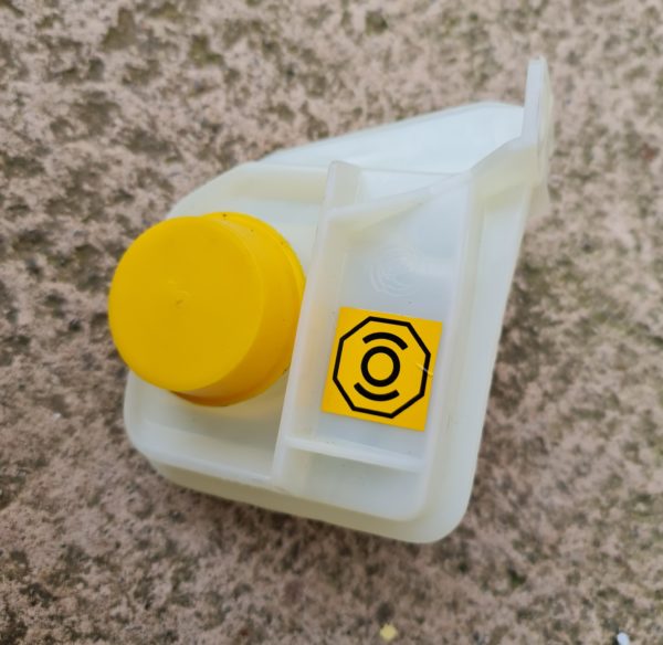 Alfa Romeo GTV and Spider Brake Fluid Reservoir