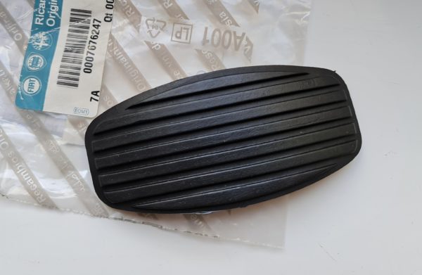 Alfa Romeo GTV/Spider Accelerator Pedal Cover - Early Type