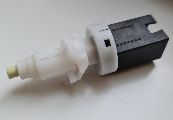 Alfa Romeo GTV/Spider Brake Light Switch