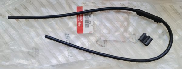 Alfa Romeo GTV/Spider (916) Windscreen Wiper Spray Bar Hose & Clips