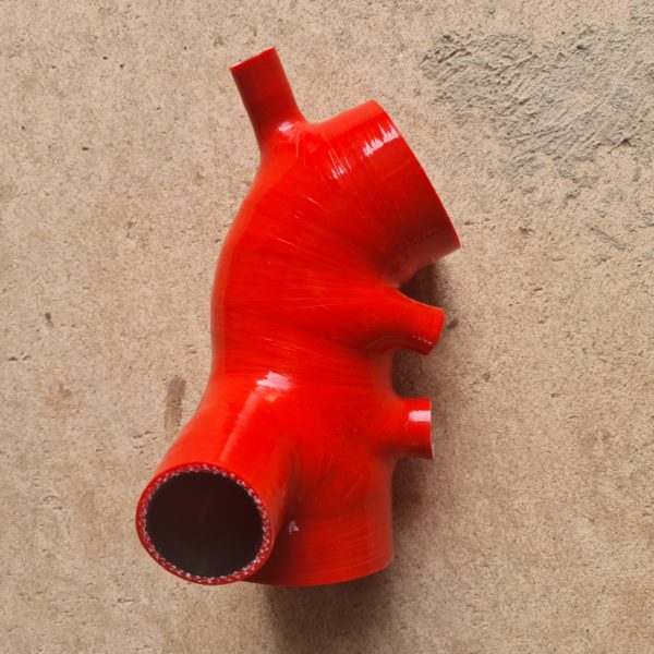 Alfa Romeo GTV/Spider V6 CF1/2 Silicone Inlet Hose - Red - Image 2