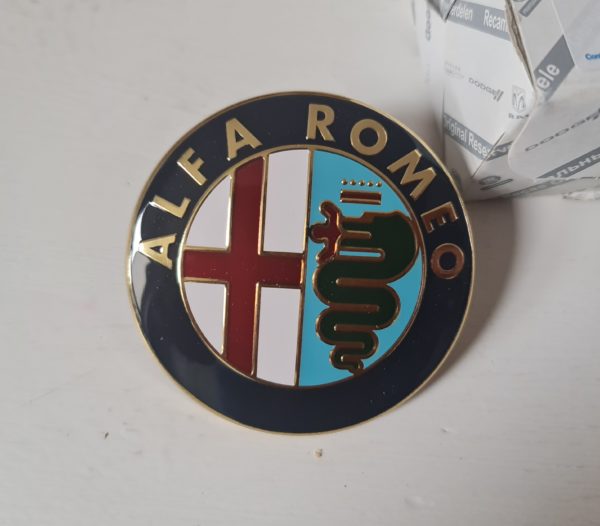 Alfa Romeo 147 &156 Grille Badge - Face Lift - Genuine