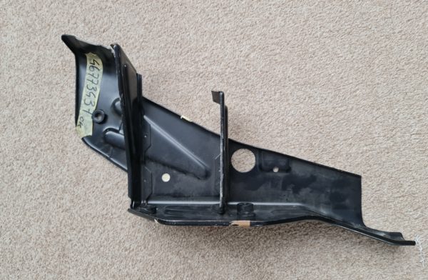 Alfa Romeo GTV Front RH Chassis Arm Inner Reinforcing - Image 2