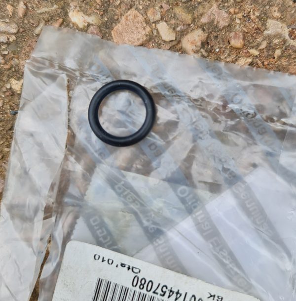 Alfa Romeo GTV/Spider Twinspark & JTS Gear Lever Bush Seals