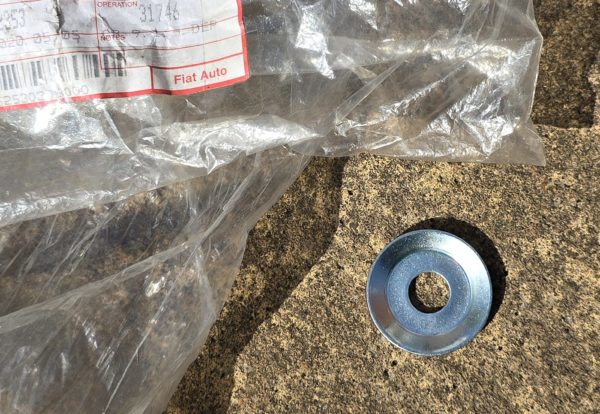 Alfa Romeo GTV/Spider Twinspark & 2.0 V6 TB Front Drop Link Washer