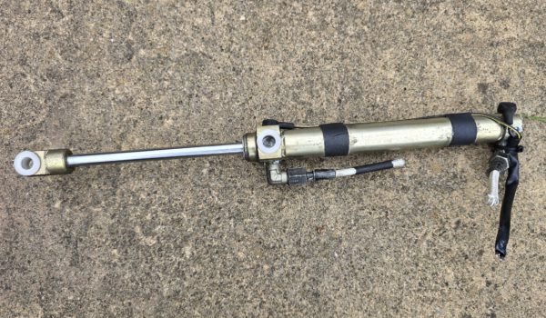 Alfa Romeo Spider Roof Hydraulic Roof Cylinder Piston - Outer Right Hand