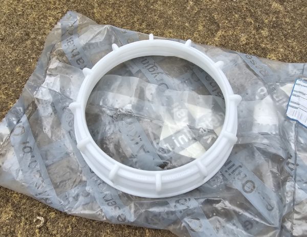 Alfa Romeo GTV/Spider Fuel Pump Securing Ring- Genuine