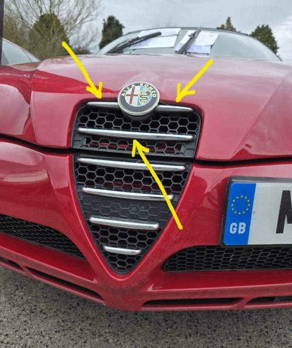Alfa Romeo GTV/Spider Phase 3 Grille - Top Section Repair Inserts - Image 2