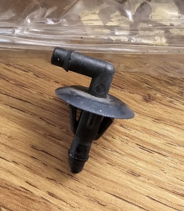 Alfa Romeo GTV/Spider Windscreen Washer Scuttle Joiner - Upper