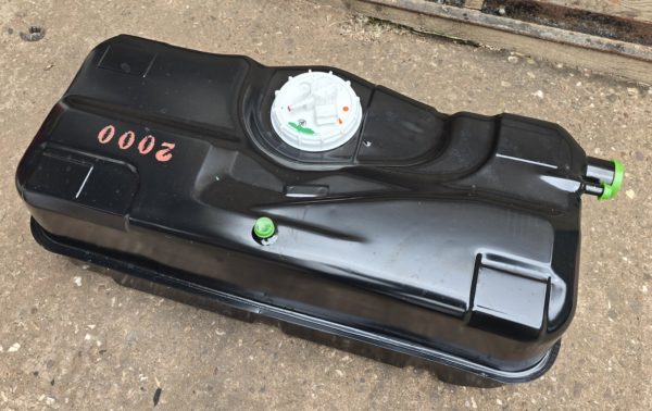 Alfa Romeo GTV/Spider Fuel Tank & Pump - Later Type